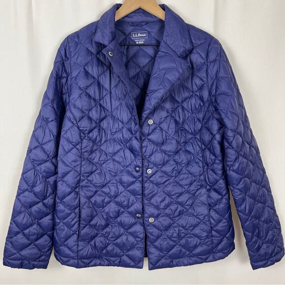 LL Bean Women's Quilted Riding Jacket Purple Size Medium Chore Barn Synthetic - Picture 3 of 10